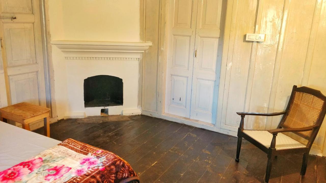 Black Bear Cottage Khajjiar 外观 照片